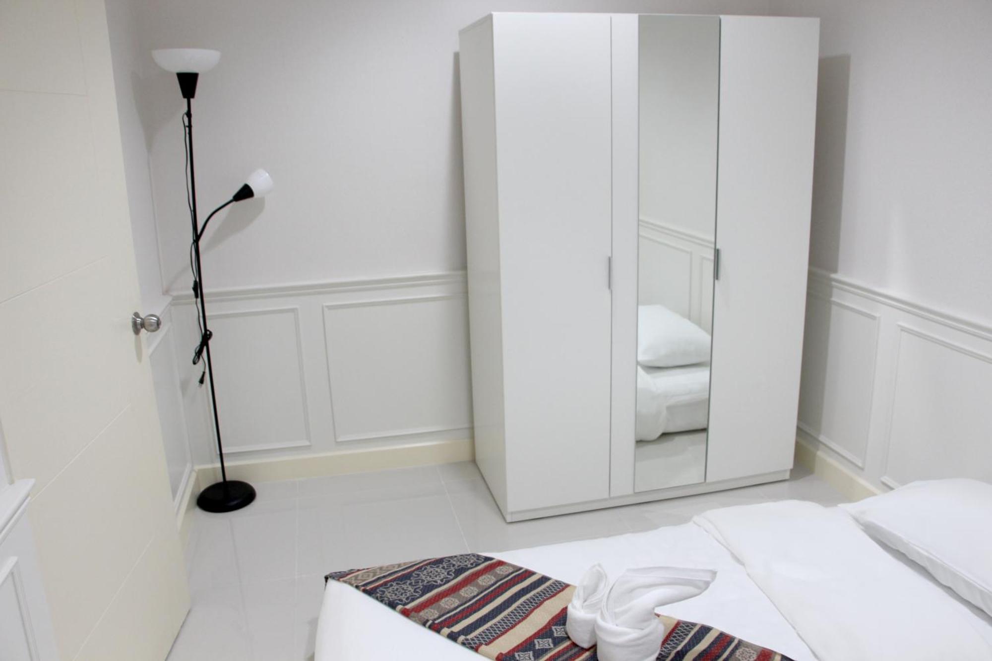 Latkrabangbishome Near Suvarnabhumi Airport ลาดกระบังบิซโฮม Bangkok Zewnętrze zdjęcie