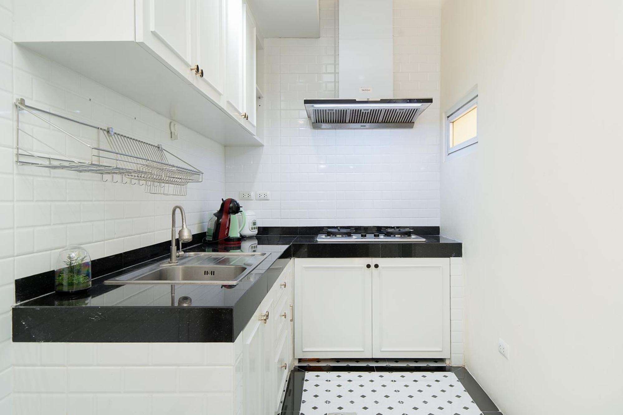 Latkrabangbishome Near Suvarnabhumi Airport ลาดกระบังบิซโฮม Bangkok Zewnętrze zdjęcie