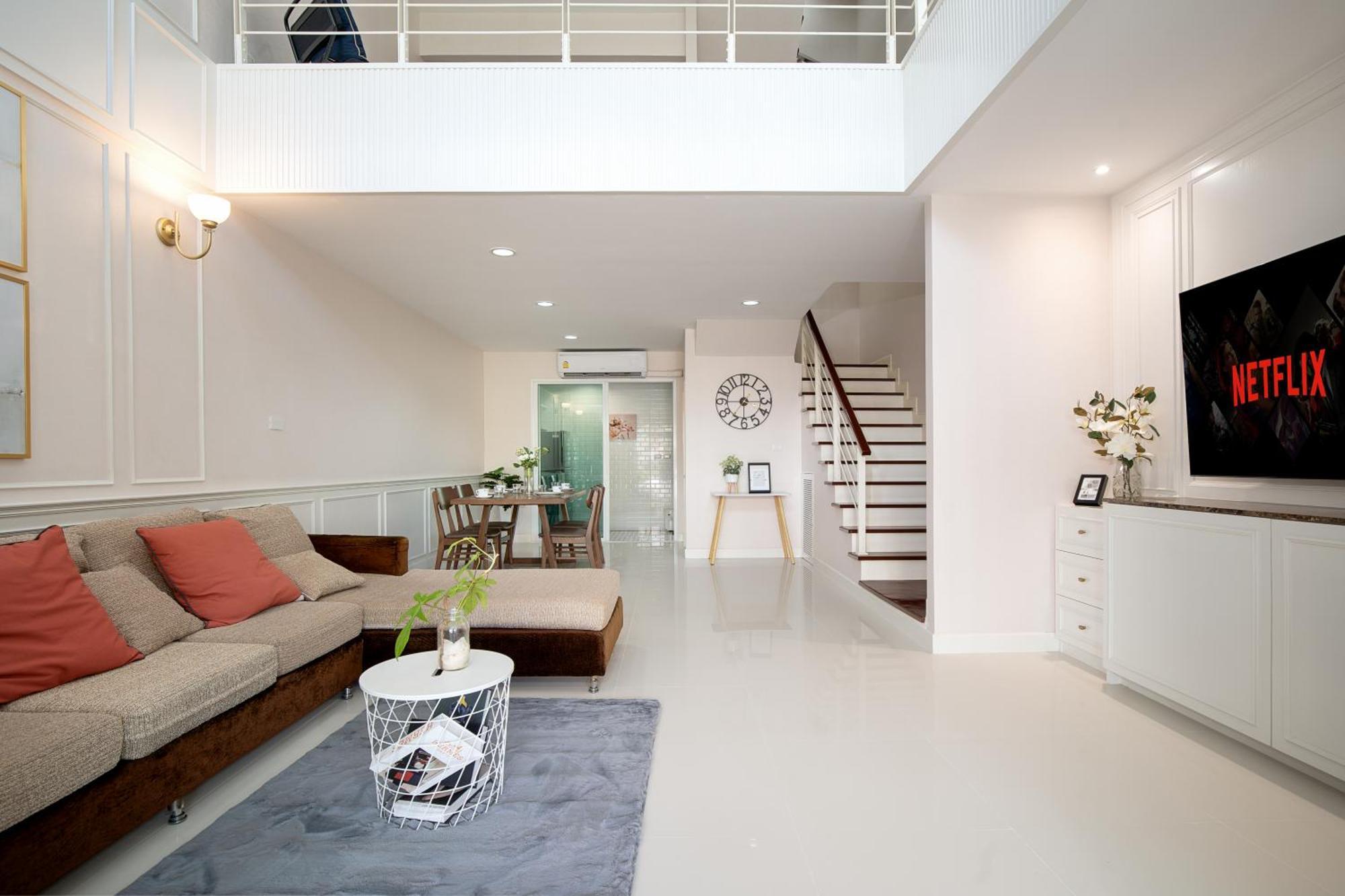 Latkrabangbishome Near Suvarnabhumi Airport ลาดกระบังบิซโฮม Bangkok Zewnętrze zdjęcie